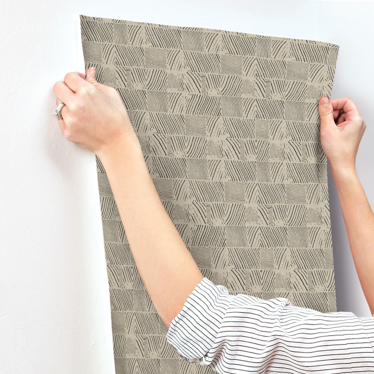 Woodcut Black & Linen Wallpaper (60 SqFt)